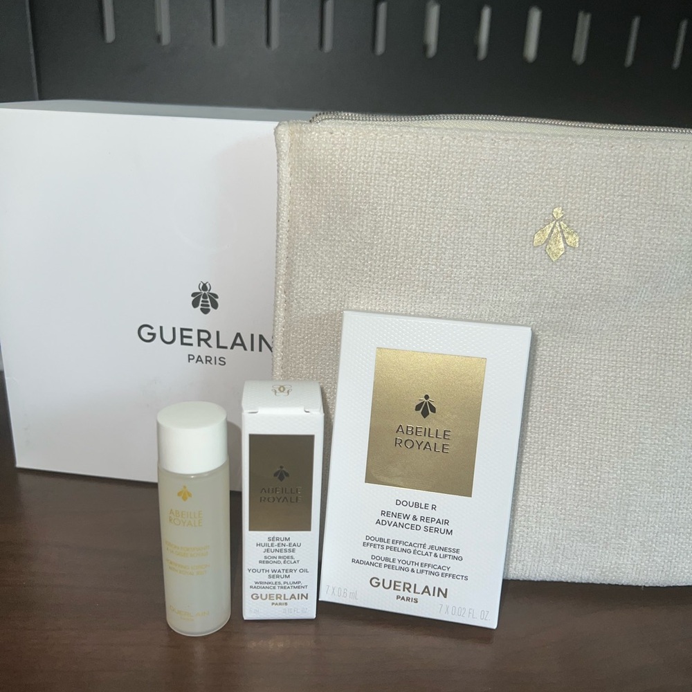 Guerlain Abeille Royale Skincare Set - Cream and Gold